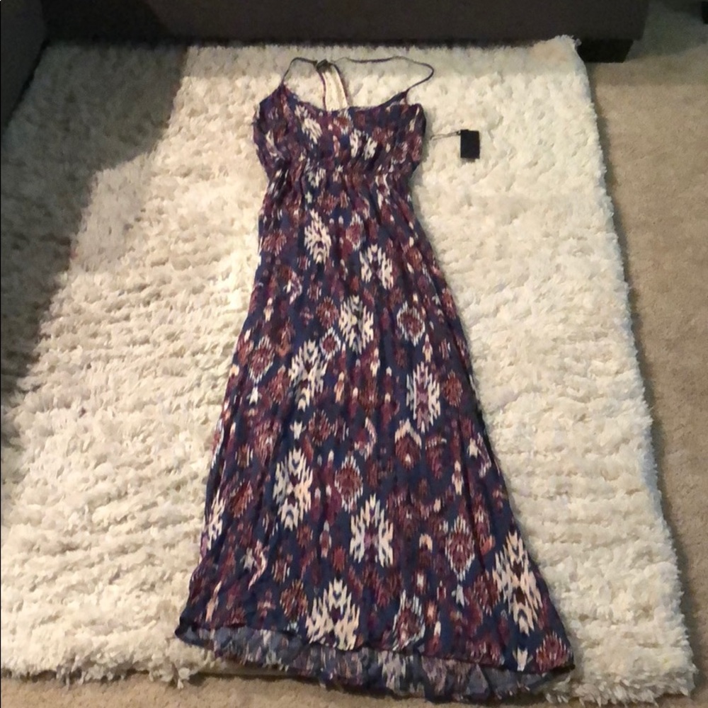 Lovely Maxi Dress perfect for all seasons !